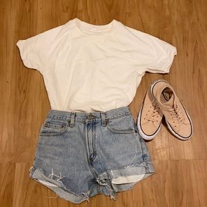 Levi’s 505 Regular Jean Shorts With Raw Hem